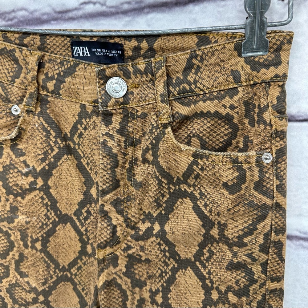 ZARA Pants Sz 4 Animal Print High Rise Skinny Edgy Spicy Denim - Picture 2 of 10